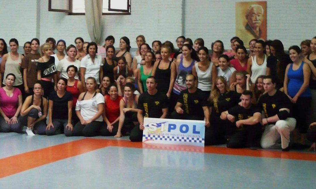 FELICIDADES A TODAS LAS MADRES POLICÍAS