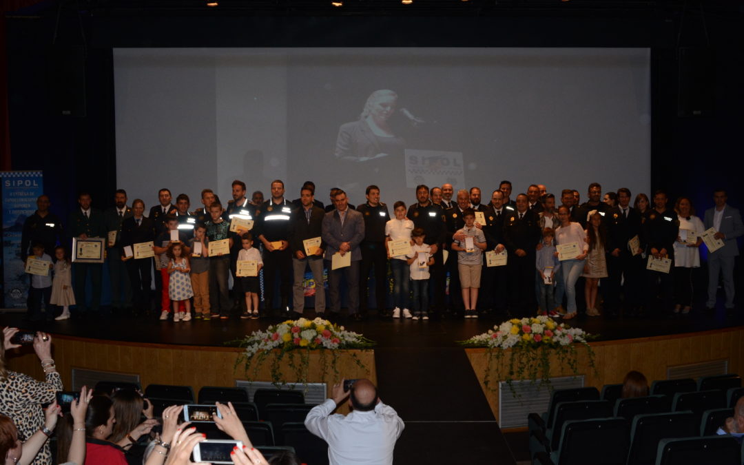 VIDEO INTEGRO DEL II ACTO DE ENTREGA DE CONDECORACIONES, HONORES Y DISTINCIONES DEL SIPOL-CV